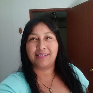 Meet your Posher, Adela